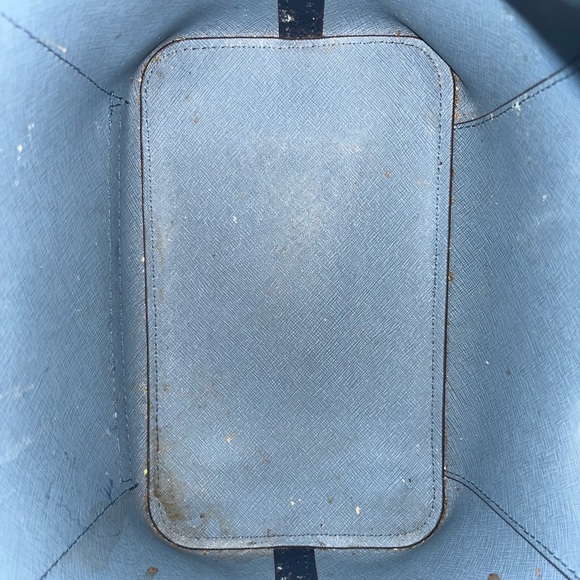 Michael Kors Bucket Bag - Picture 2 of 15